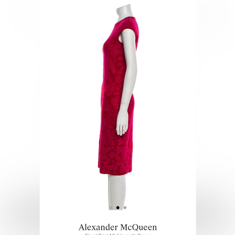 Alexander McQueen gorgeous dress!! Excellent for any occasion!! Size M - Picture 3 of 8